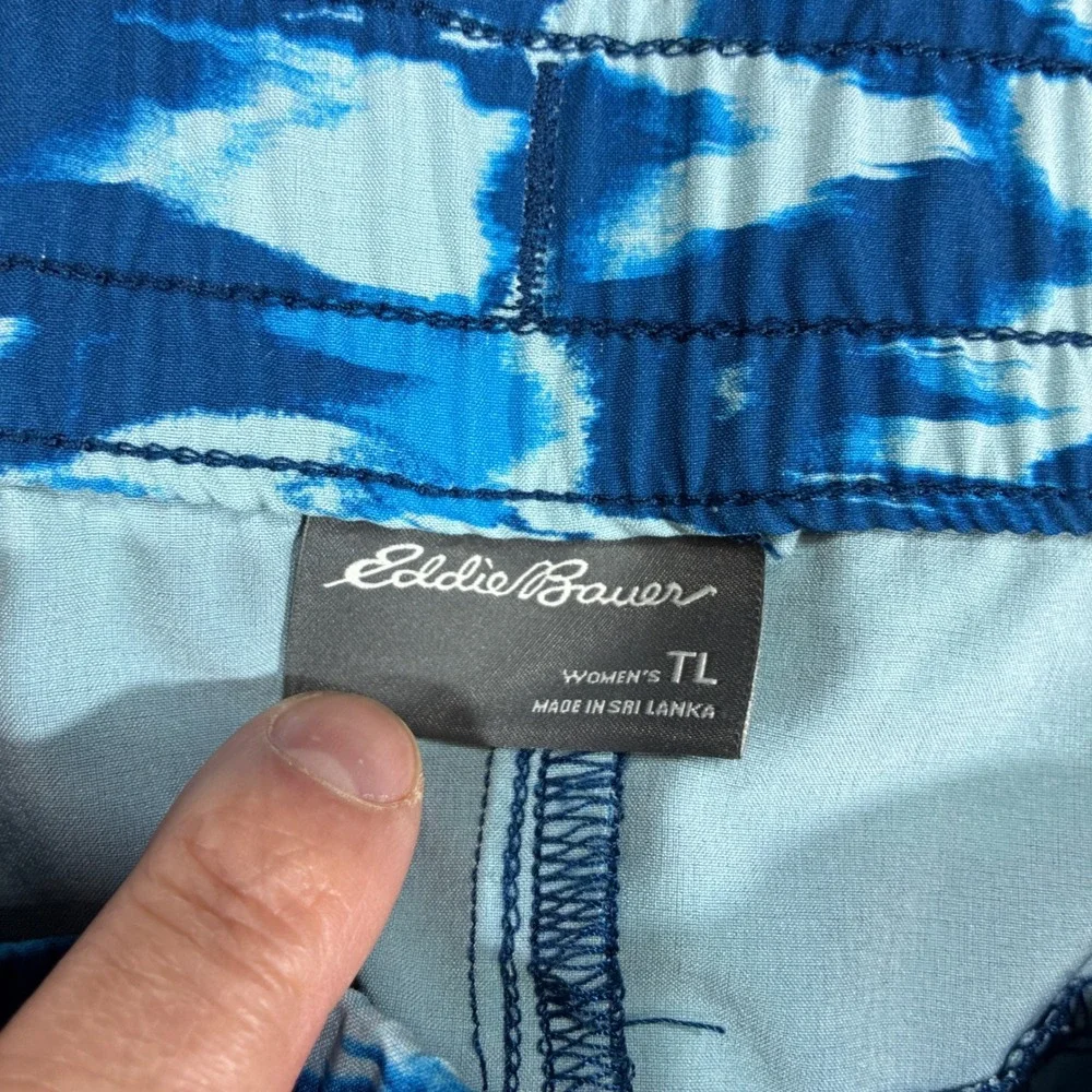 Eddie Bauer Shorts Women Large Tall Blue Abstract Print Active Swim Run Hike